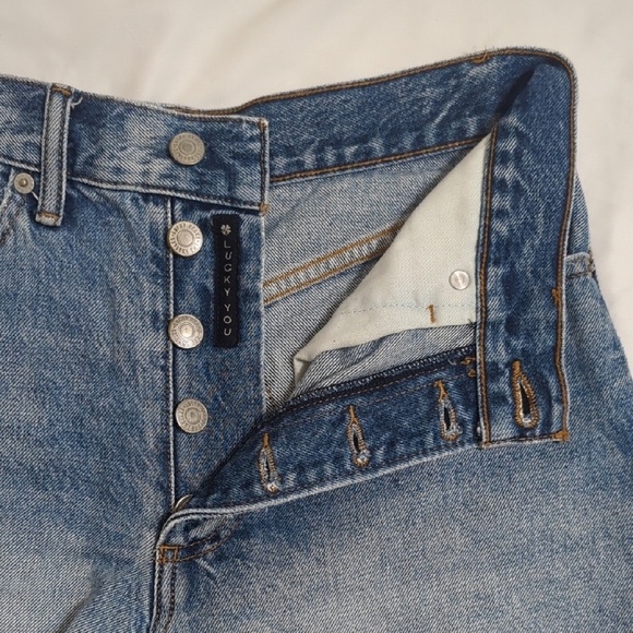 Lucky Brand Traveler Jean Short, Color Unlimited Ct Size 4/27 - Picture 9 of 15